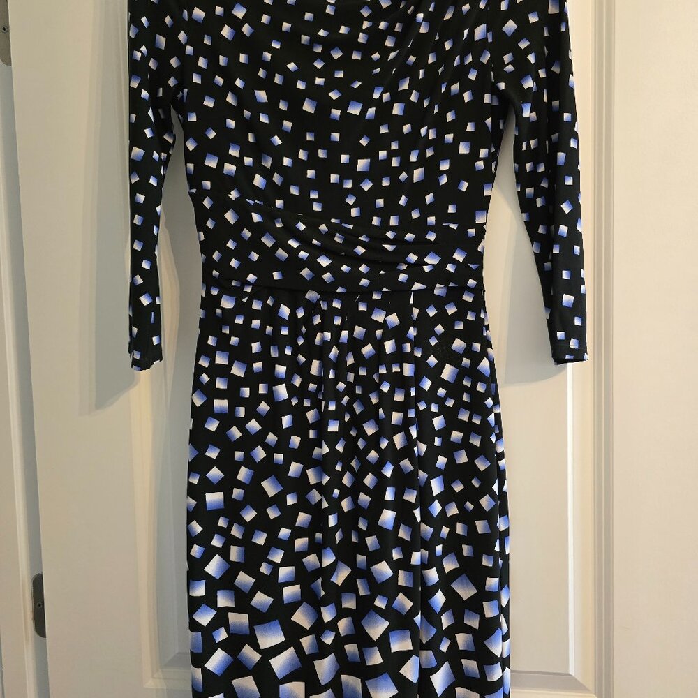 White House Black Market ladies dress